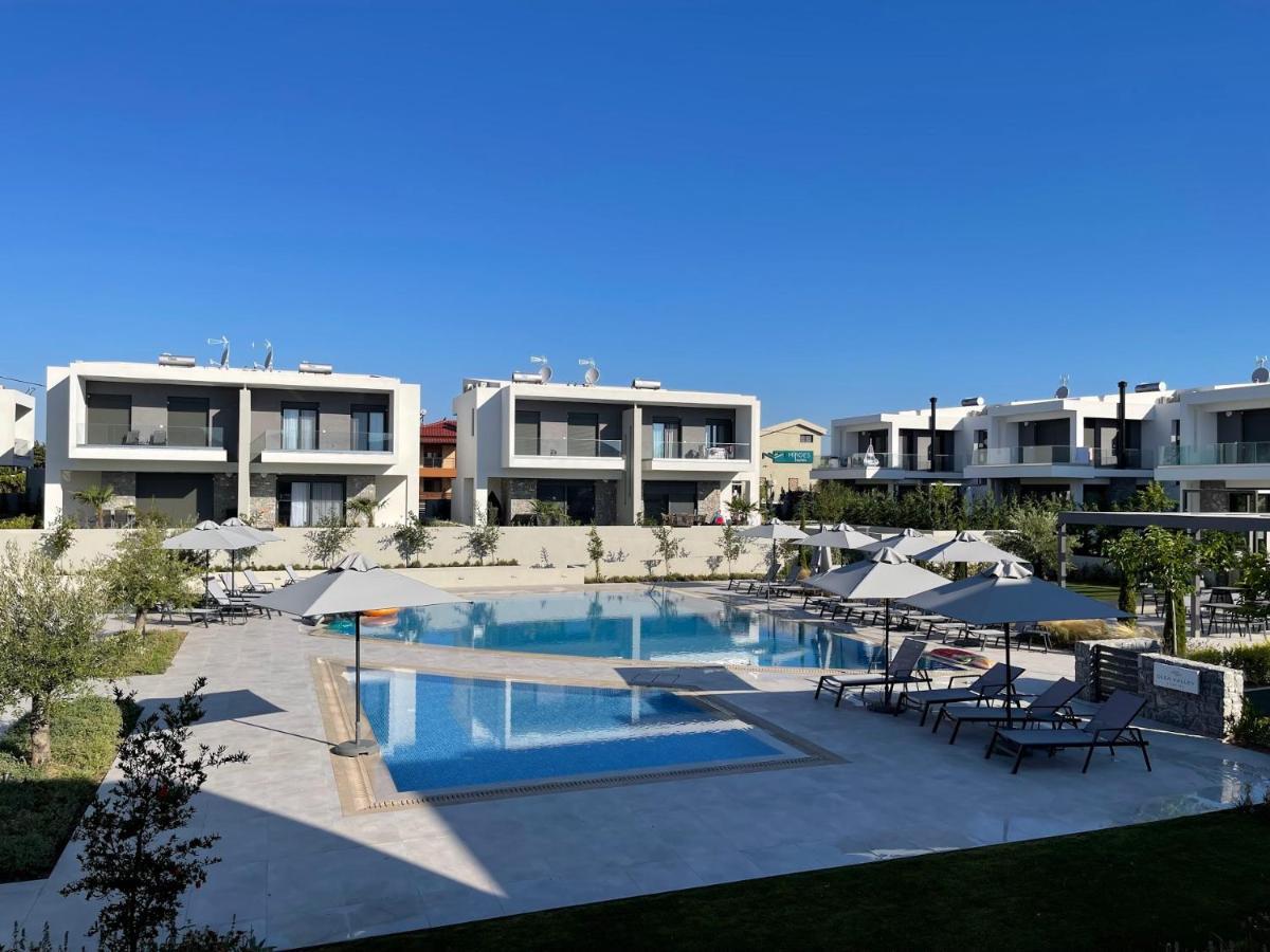 Callisto Luxury Suite Nikíti Eksteriør bilde