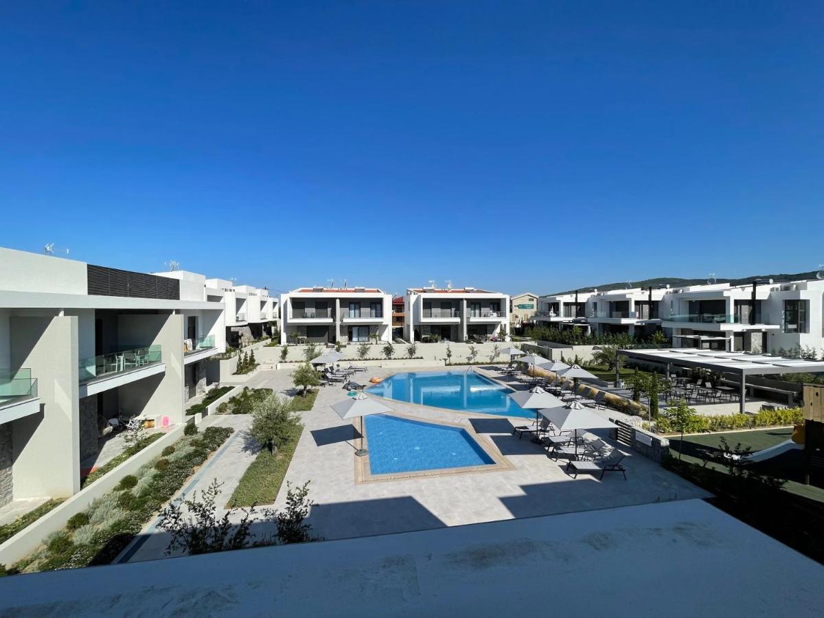 Callisto Luxury Suite Nikíti Eksteriør bilde