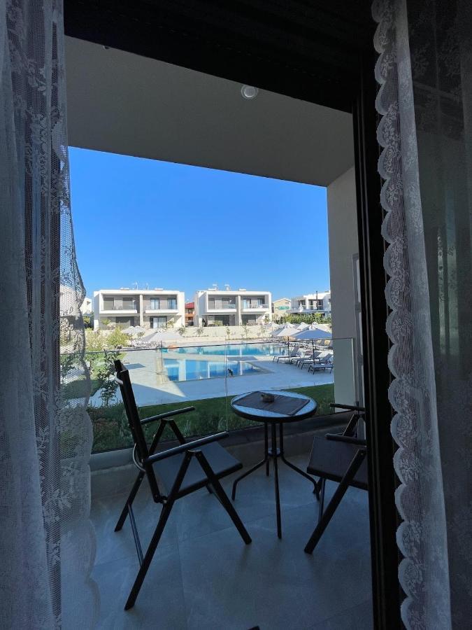 Callisto Luxury Suite Nikíti Eksteriør bilde
